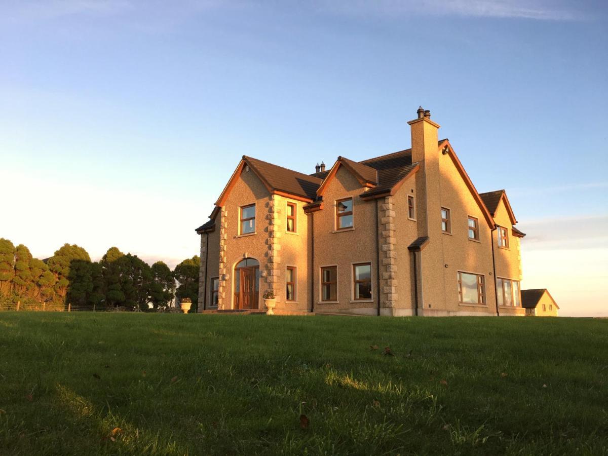 Mourne Country House Bed And Breakfast Кілкіл Екстер'єр фото