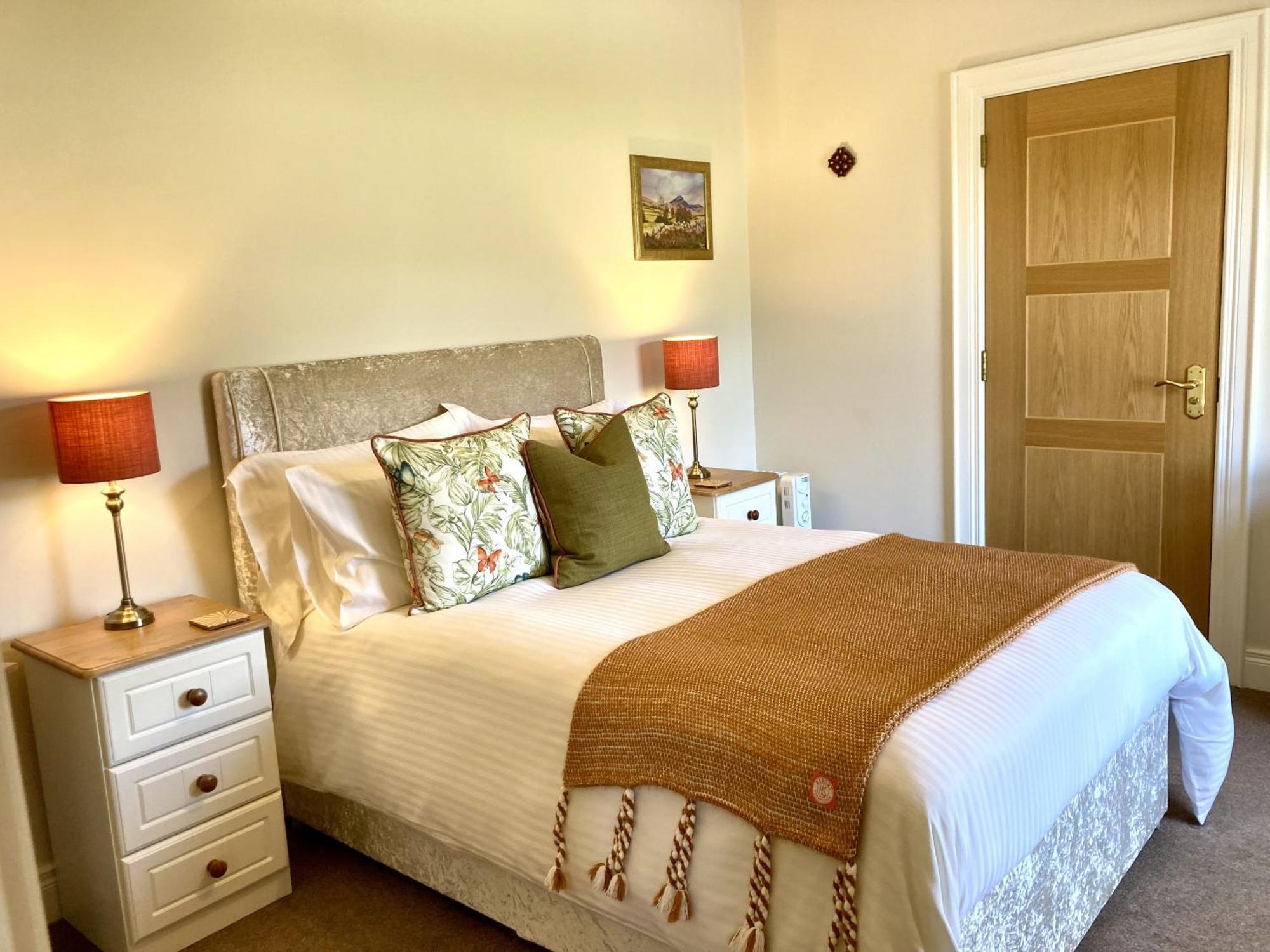 Mourne Country House Bed And Breakfast Кілкіл Екстер'єр фото