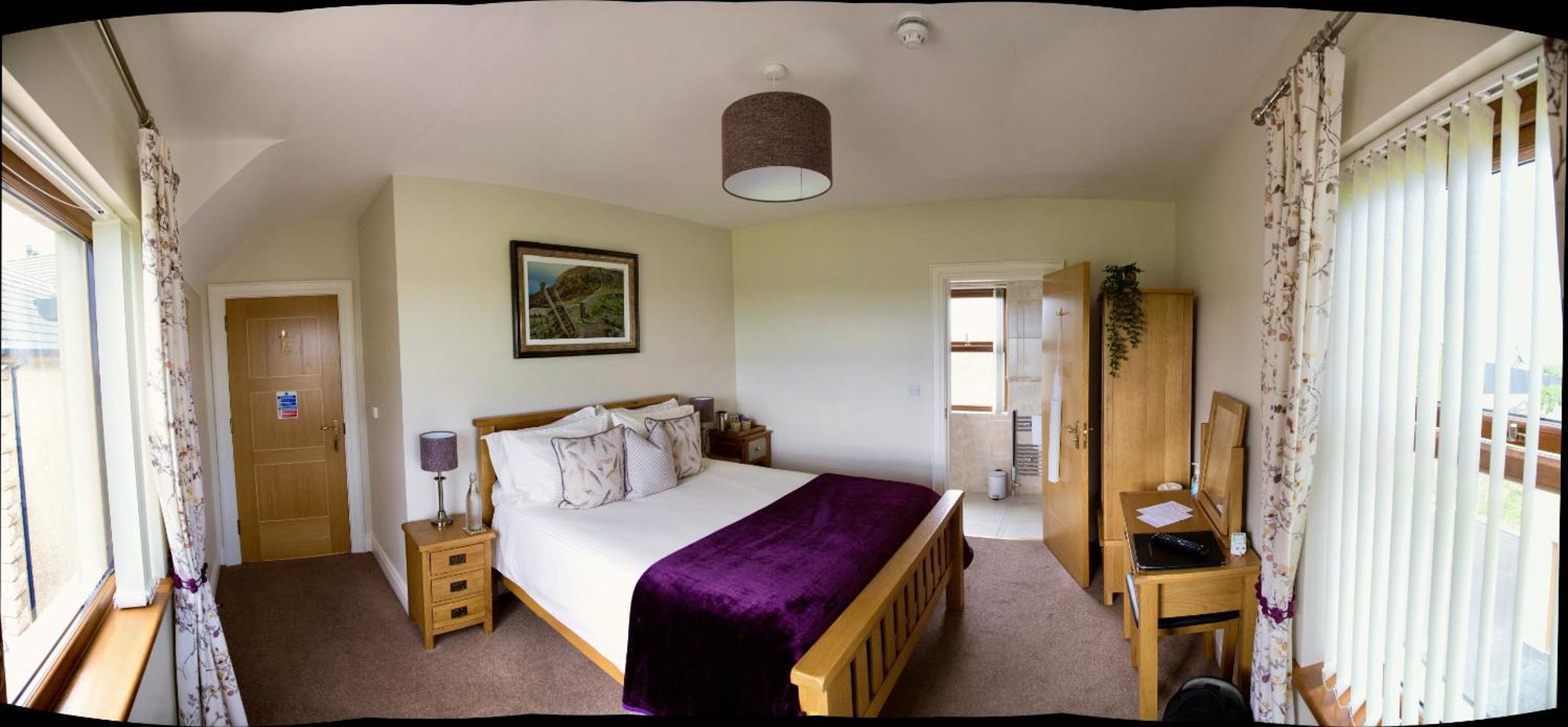 Mourne Country House Bed And Breakfast Кілкіл Екстер'єр фото